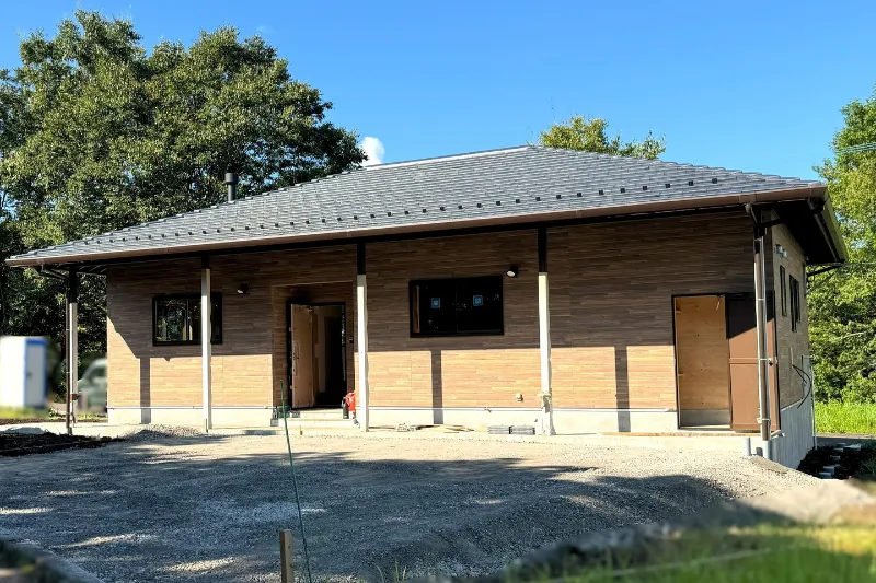 “将来を見据え、暮らしとともに育つ家づくり。”